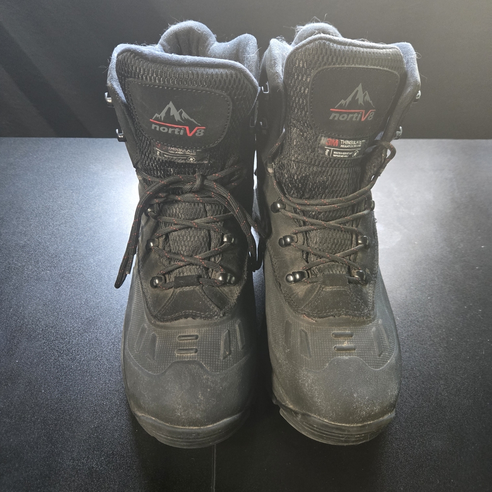 NortiV8 Black Water-resistant Insulated Boots